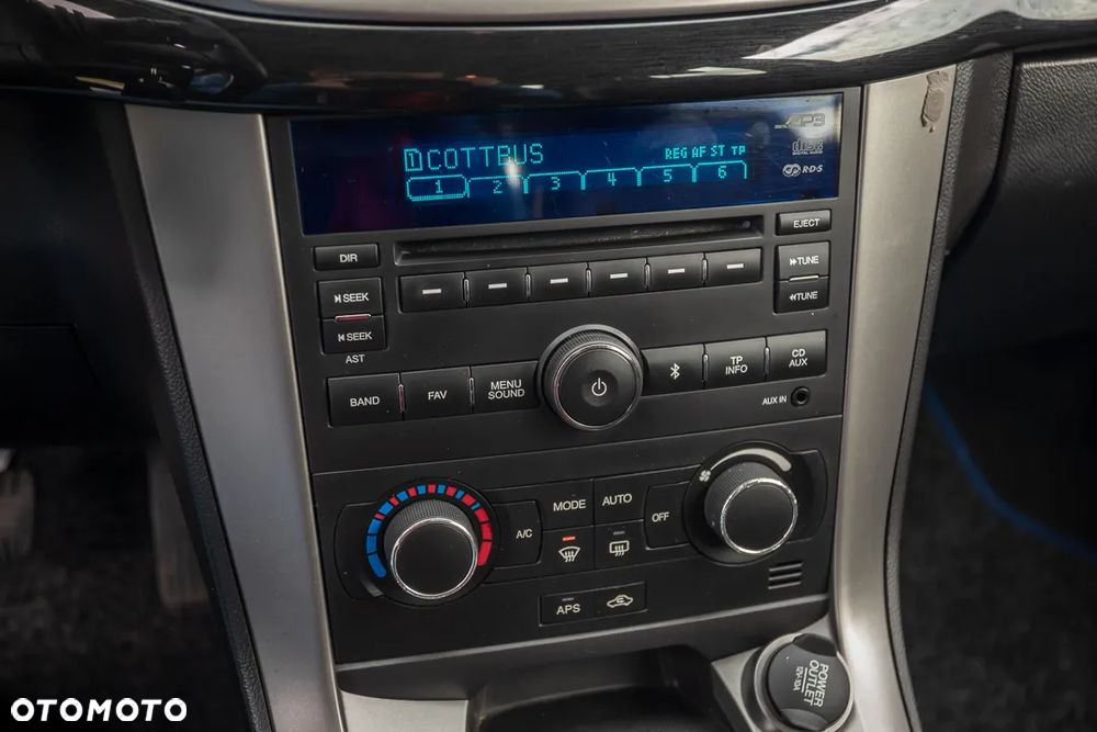 Chevrolet Captiva - 28