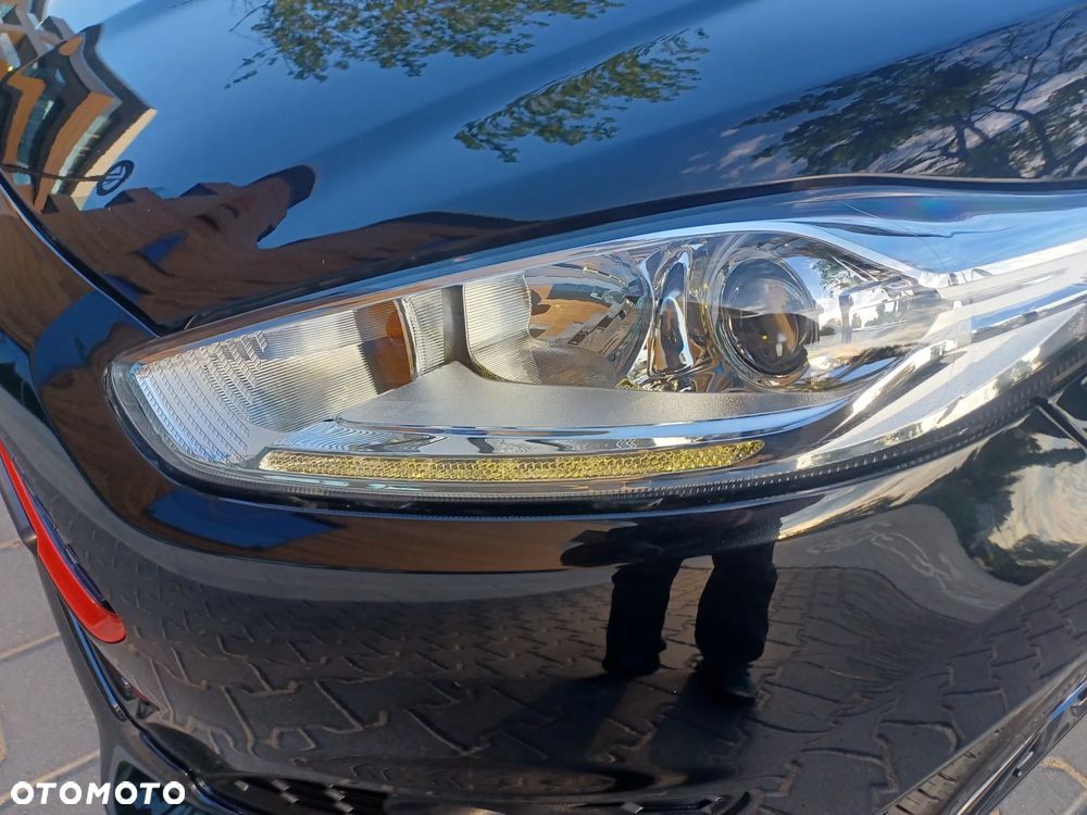 Ford Fiesta - 12