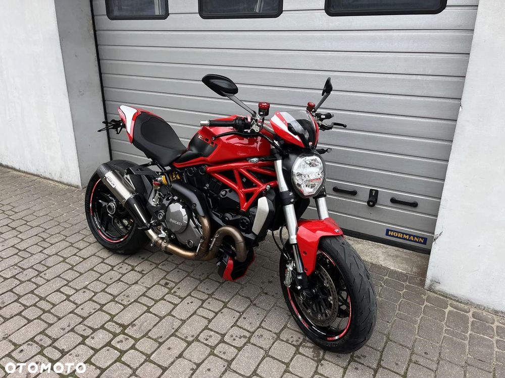 Ducati Monster - 1
