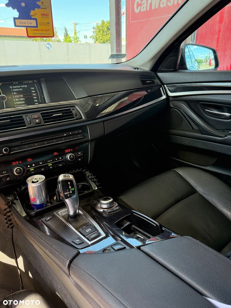 BMW Seria 5 520d - 13