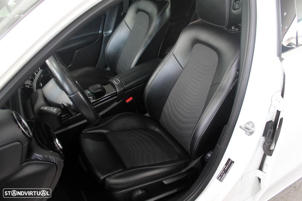 Mercedes-Benz A 180 d Progressive Aut. - 11