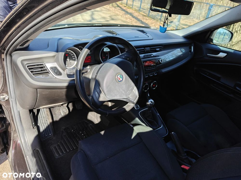 Alfa Romeo Giulietta 1.4 TB Distinctive - 12
