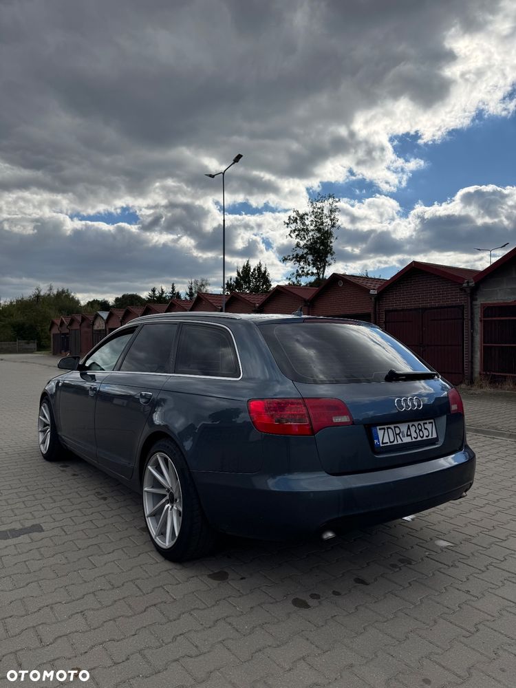 Audi A6 - 1