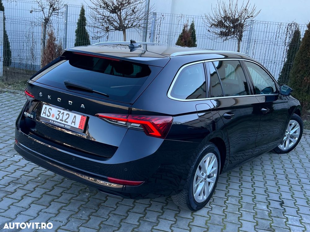 Skoda Octavia Combi 2.0 TDI DSG First Edition - 4