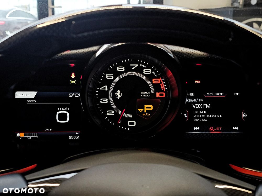 Ferrari 812 Superfast - 29