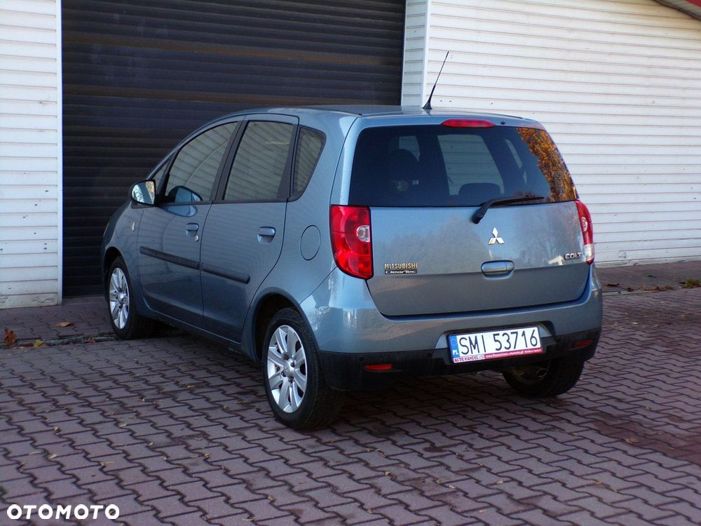 Mitsubishi Colt - 9