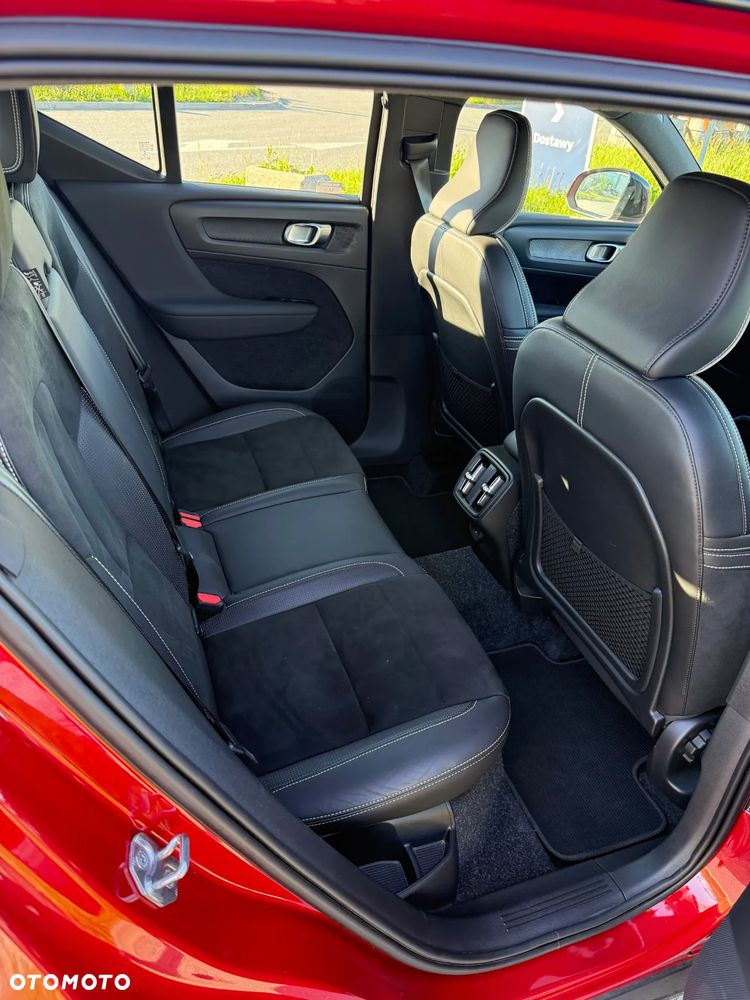 Volvo XC 40 T4 R-Design - 10