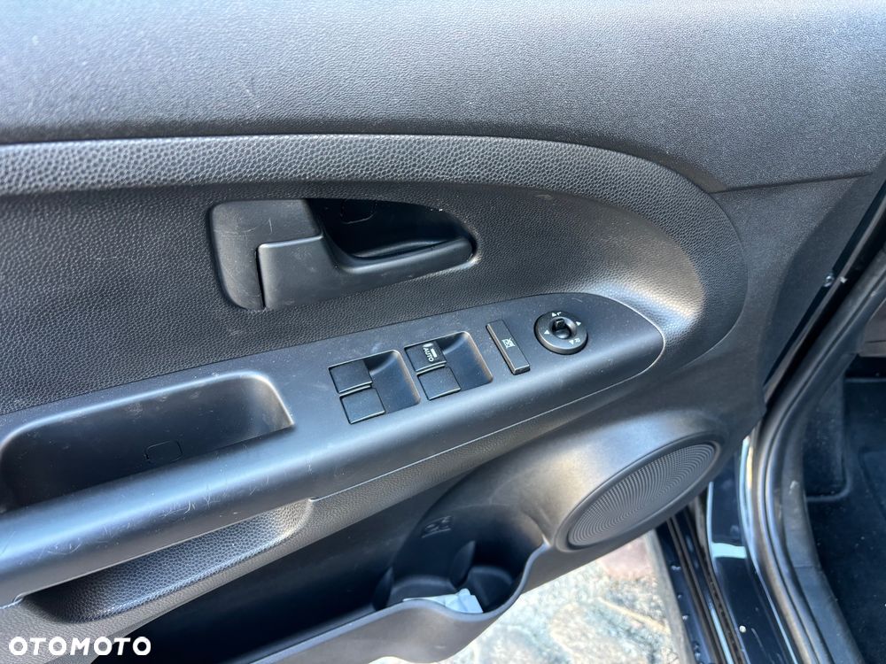 Kia Venga 1.4 CRDi 90 Vision - 5