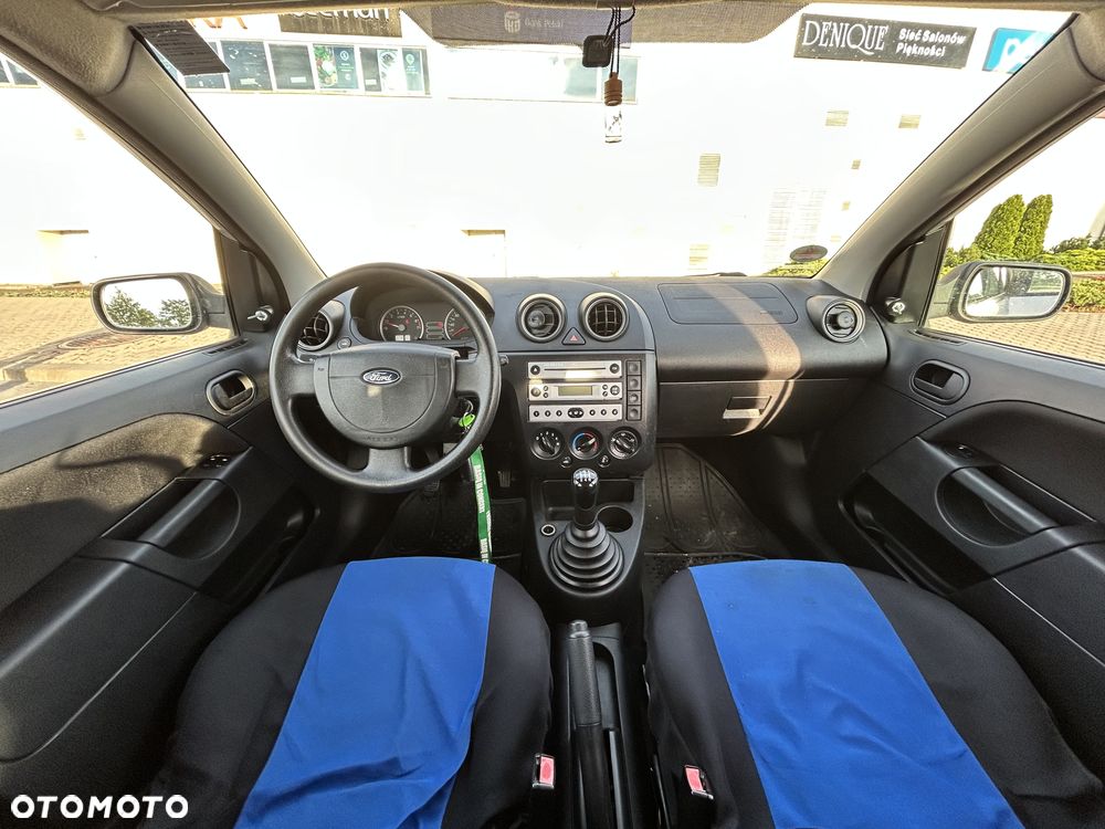 Ford Fiesta - 7