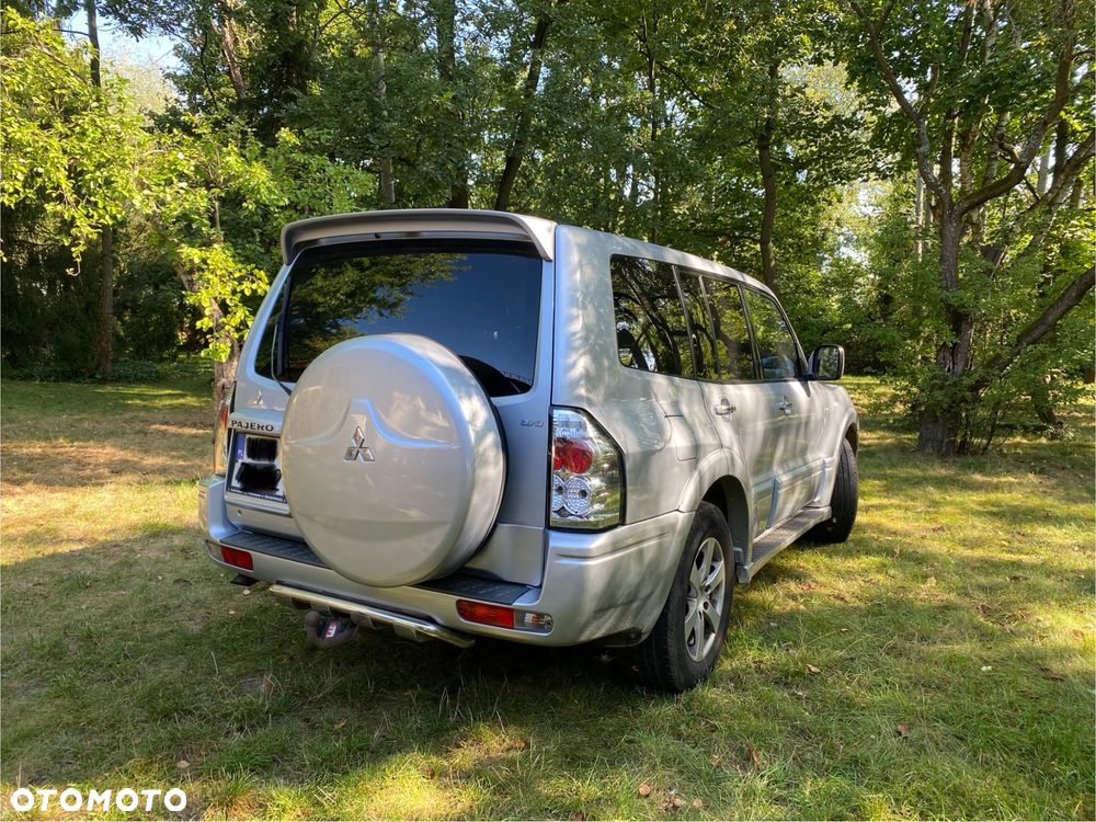 Mitsubishi Pajero 3.2 DI-D Automatik Dakar - 12