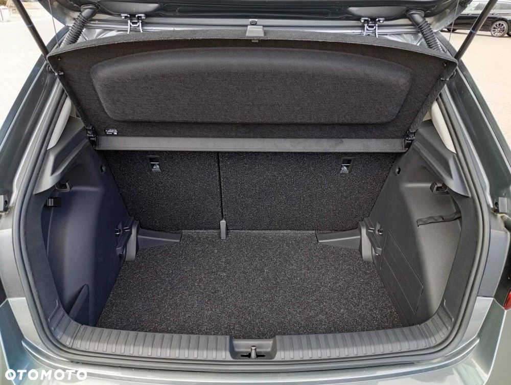 Skoda Fabia 1.0 TSI Drive DSG - 21