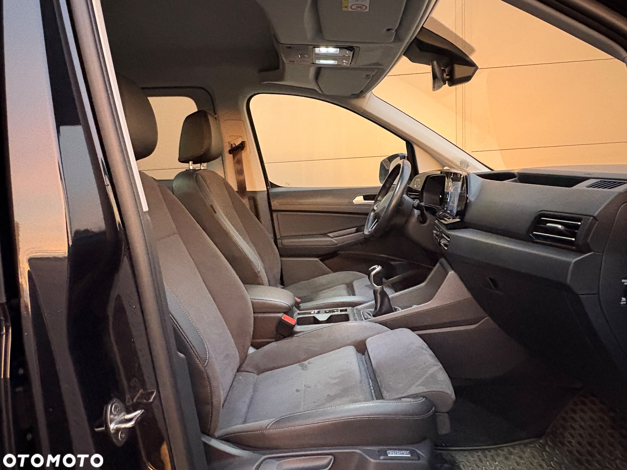 Volkswagen Caddy 2.0 TDI - 17