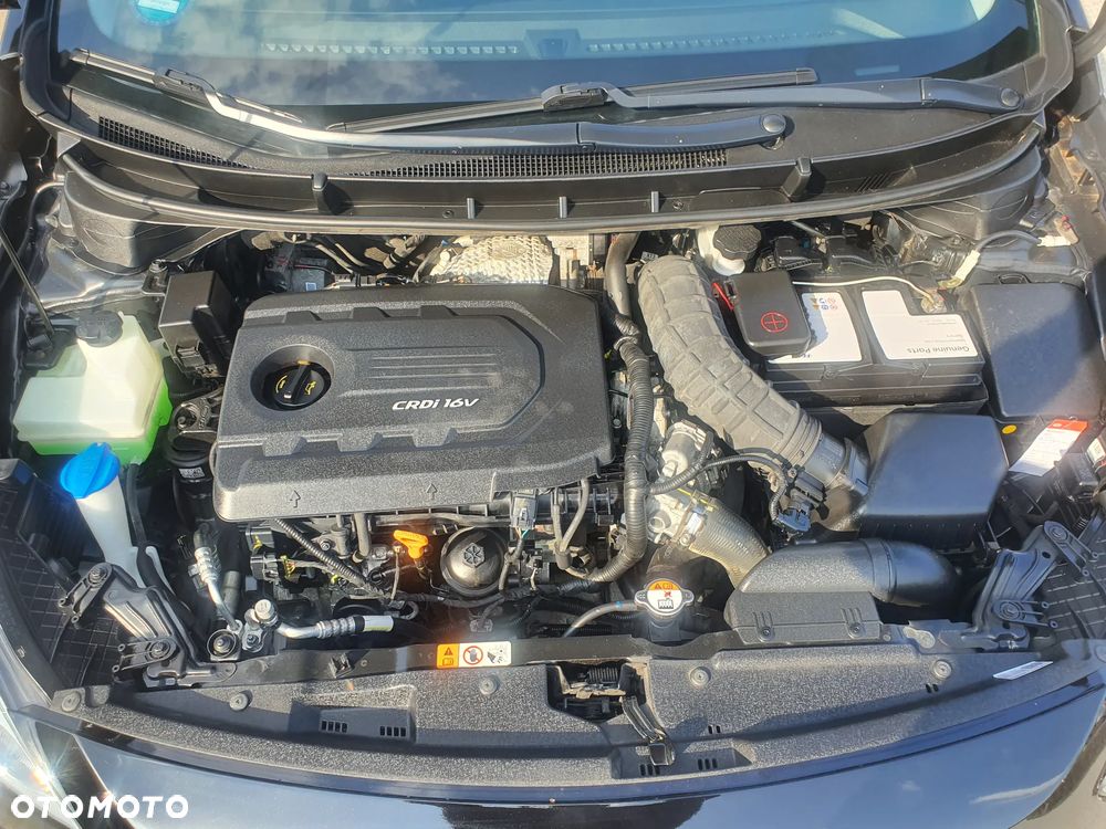 Hyundai i30 blue 1.6 CRDi Classic Navigation - 22