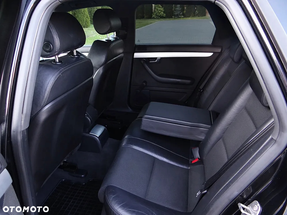 Audi A4 Avant 2.0 TDI Multitronic - 37
