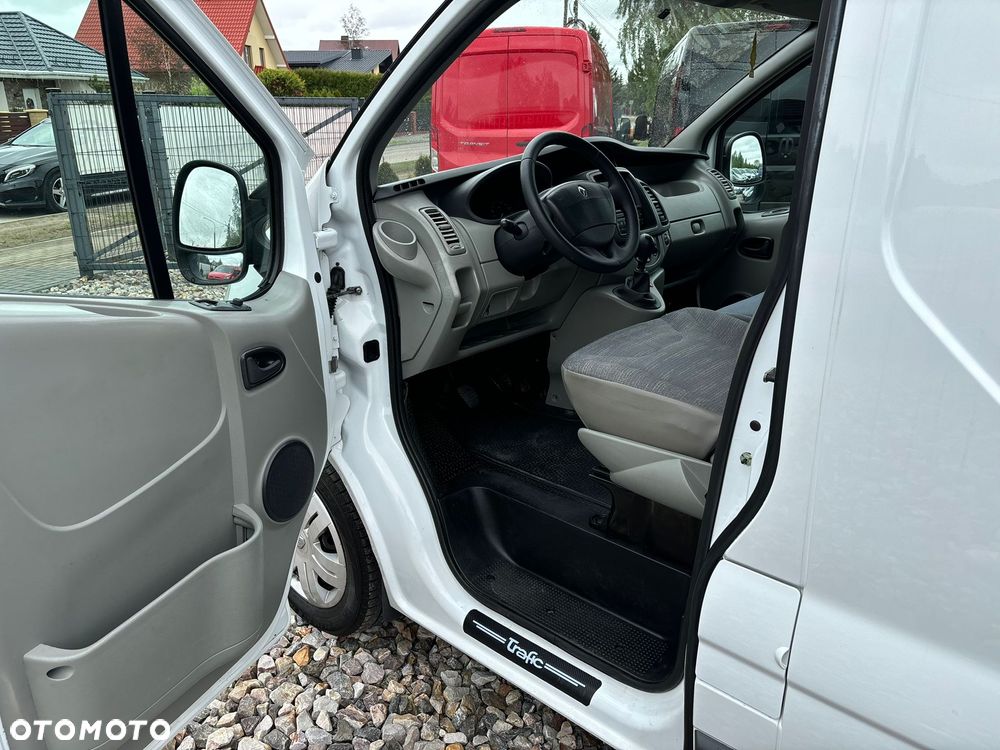 Renault Trafic - 9