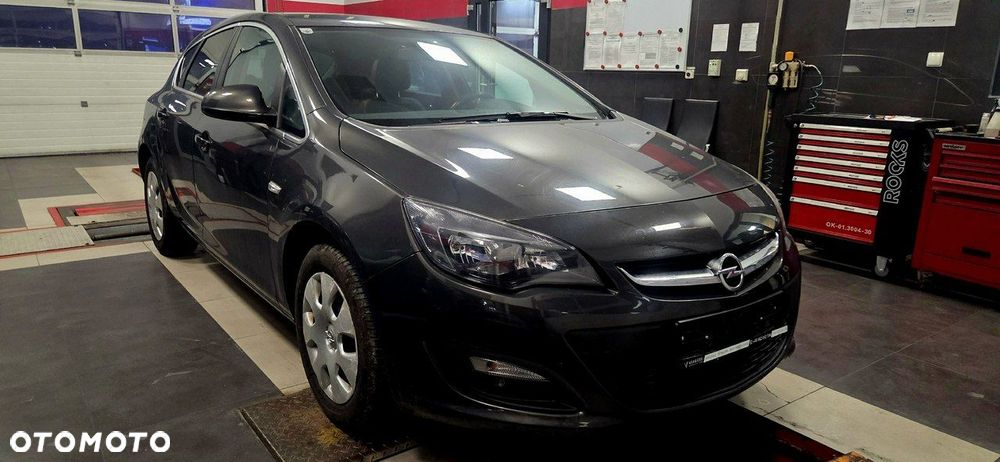 Opel Astra 1.4 Turbo Innovation - 32