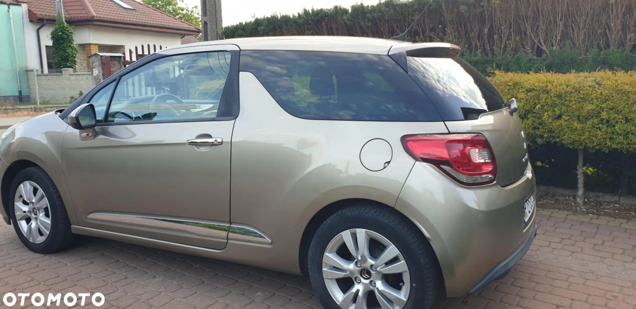 Citroën DS3 1.6 HDi SoChic - 3