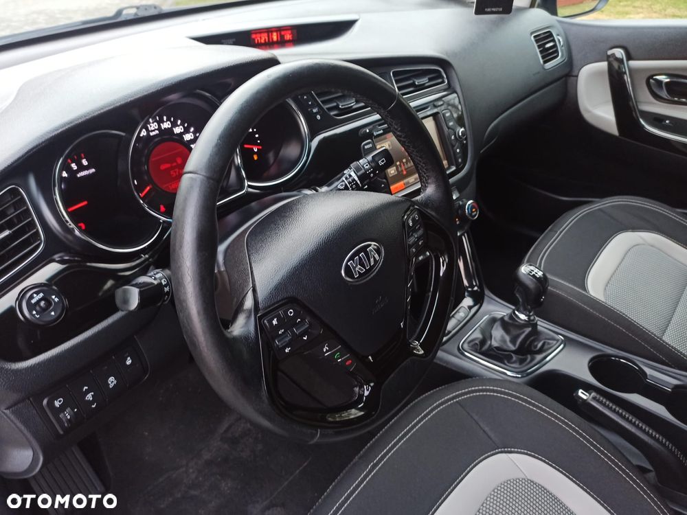 Kia Ceed 1.6 CRDi L - 16
