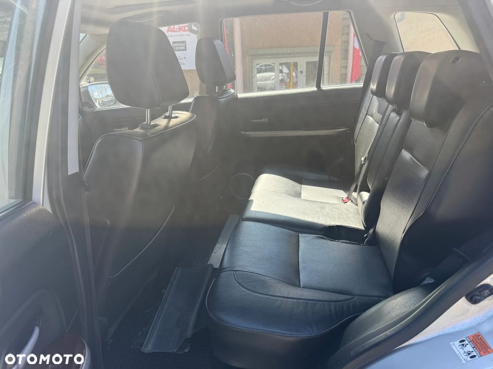 Suzuki Grand Vitara 1.9 DDiS Comfort DPF - 5