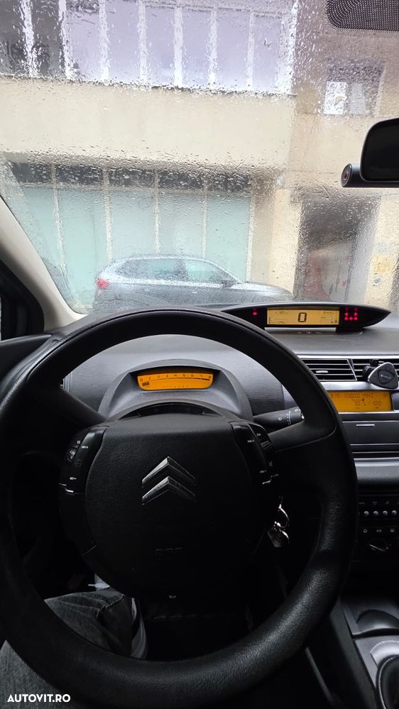 Citroën C4 - 10