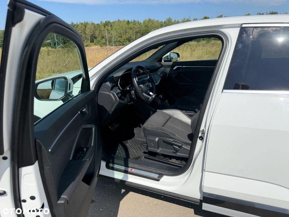 Audi Q3 35 TFSI mHEV S-Line S tronic - 14