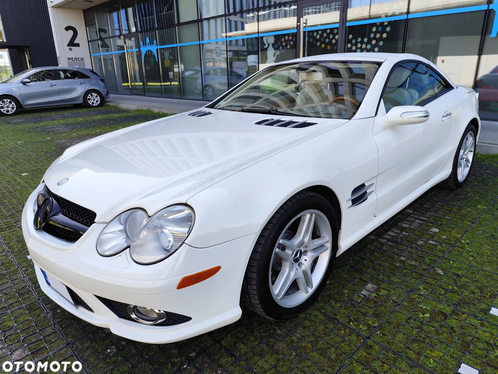 Mercedes-Benz SL - 19