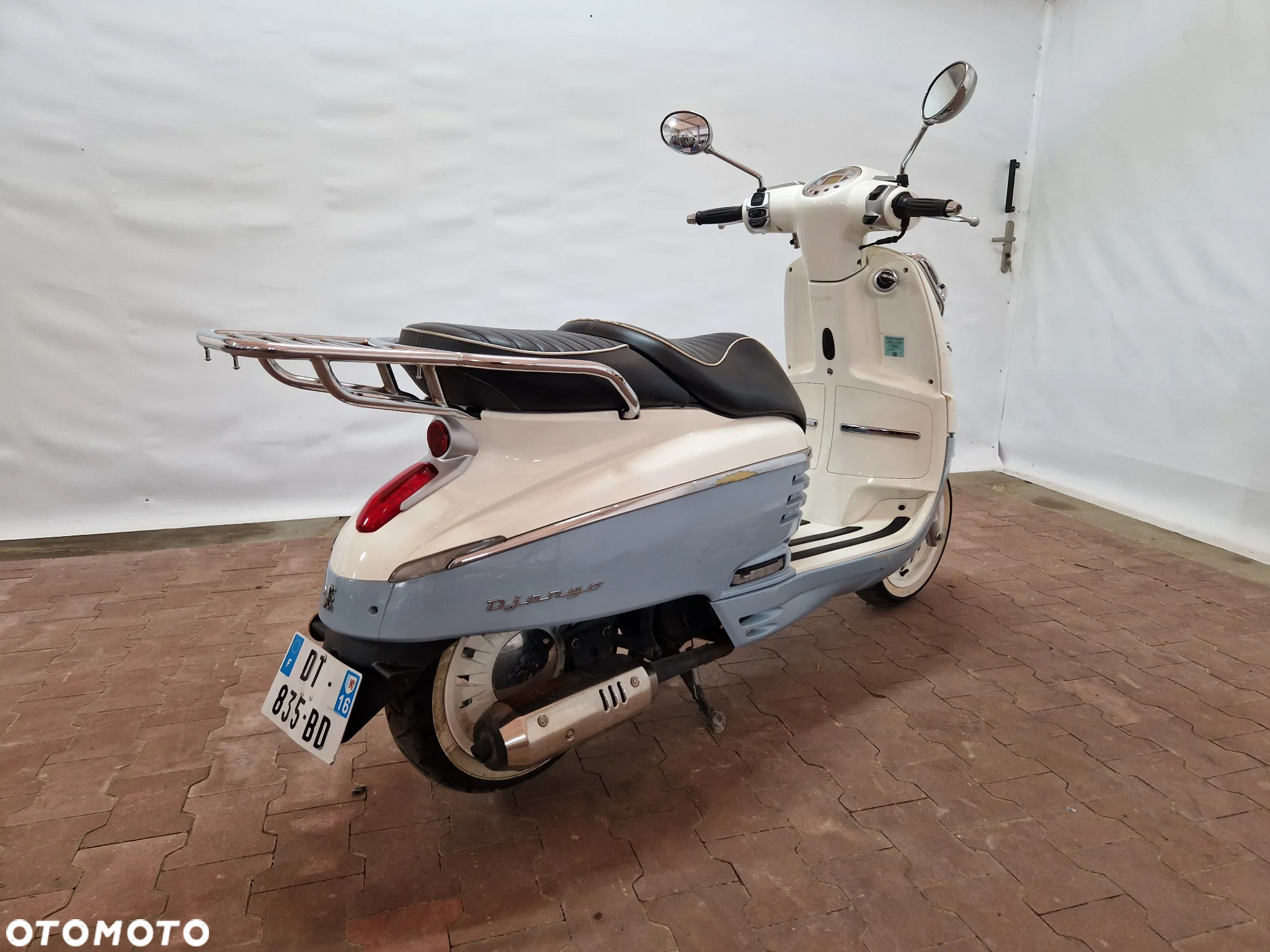 Peugeot Django - 5
