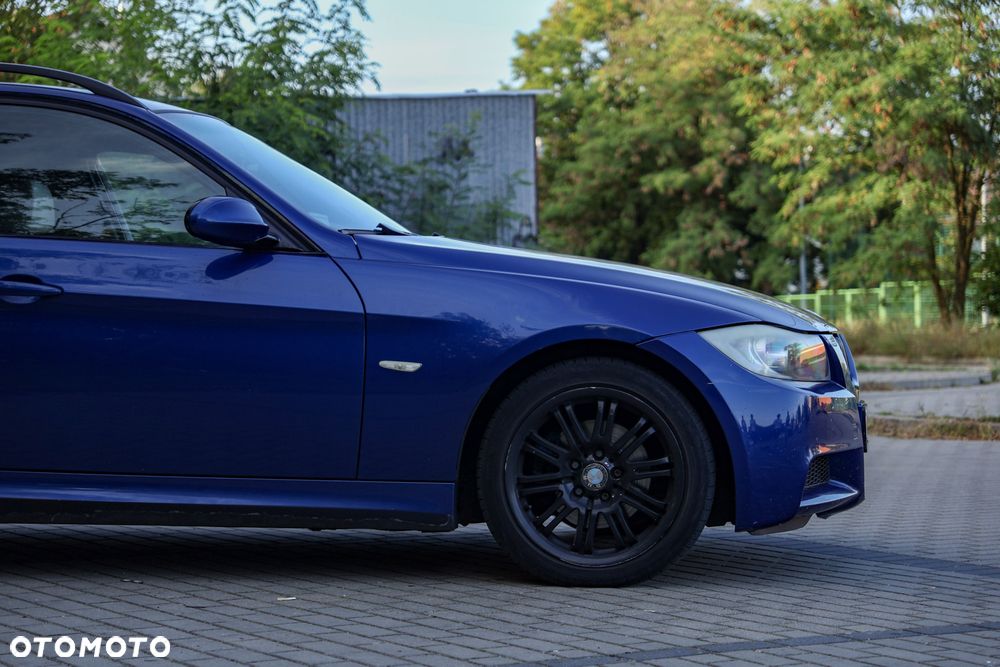 BMW Seria 3 318i - 11