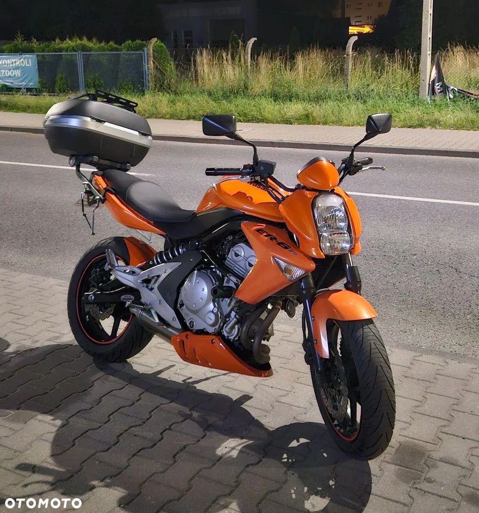 Kawasaki ER - 1