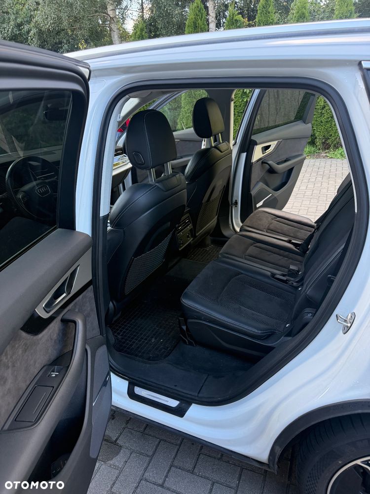Audi Q7 - 15