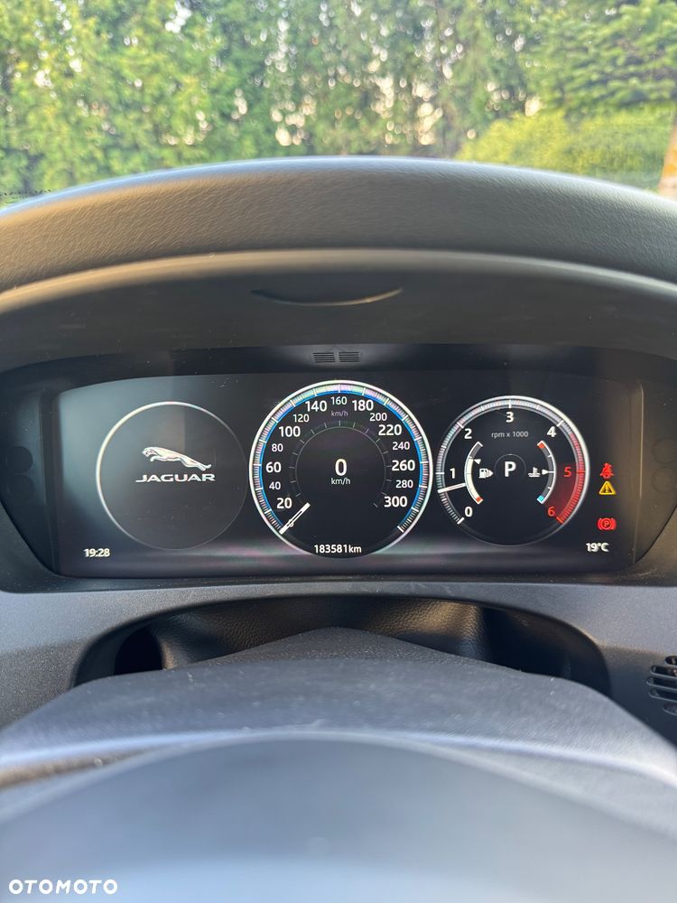 Jaguar F-Pace 3.0 TDV6 AWD Portfolio - 9