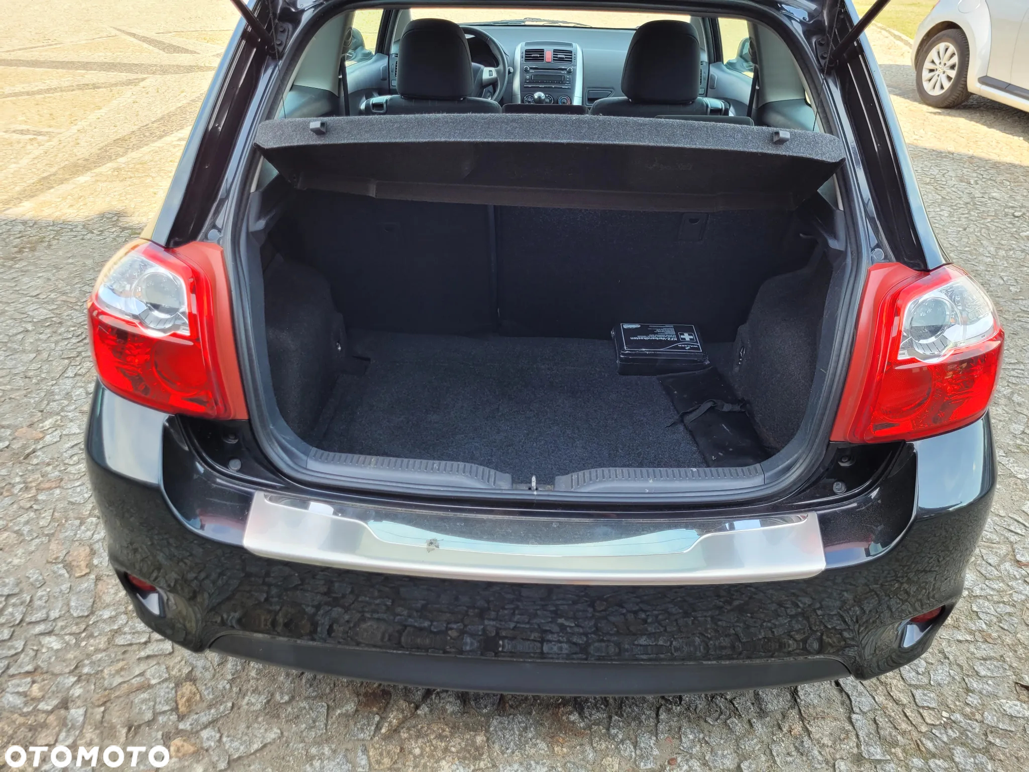 Toyota Auris 1.33 VVT-i Edition - 17