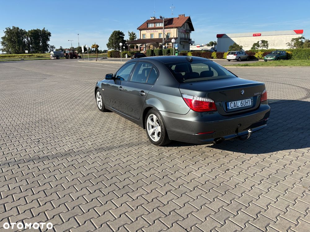 BMW Seria 5 520d - 2