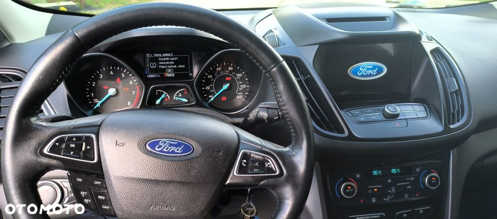 Ford Escape 1.5 EcoBoost AWD SE - 32