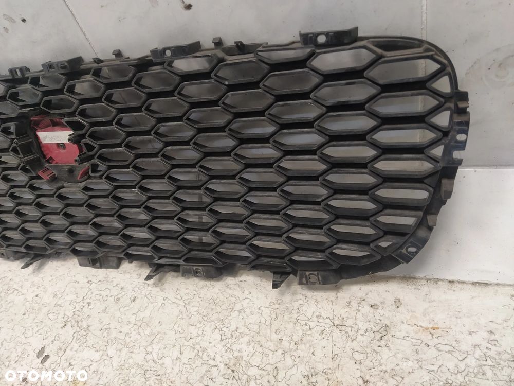 JAGUAR E-PACE X540 GRILL ATRAPA CHŁODNICY MASKOWNICA ZNACZEK CZARNY ORYGINAŁ - 6