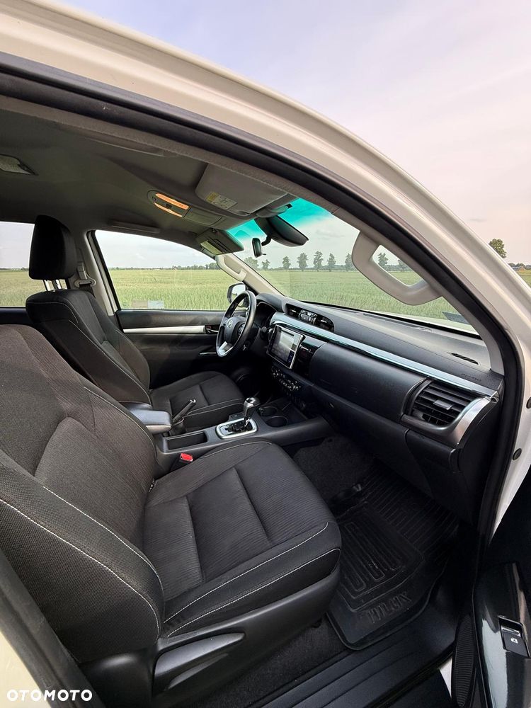 Toyota Hilux 2.4 D-4D Double Cab SR5 4x4 - 12
