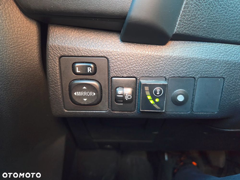 Toyota Auris 1.6 Comfort - 19