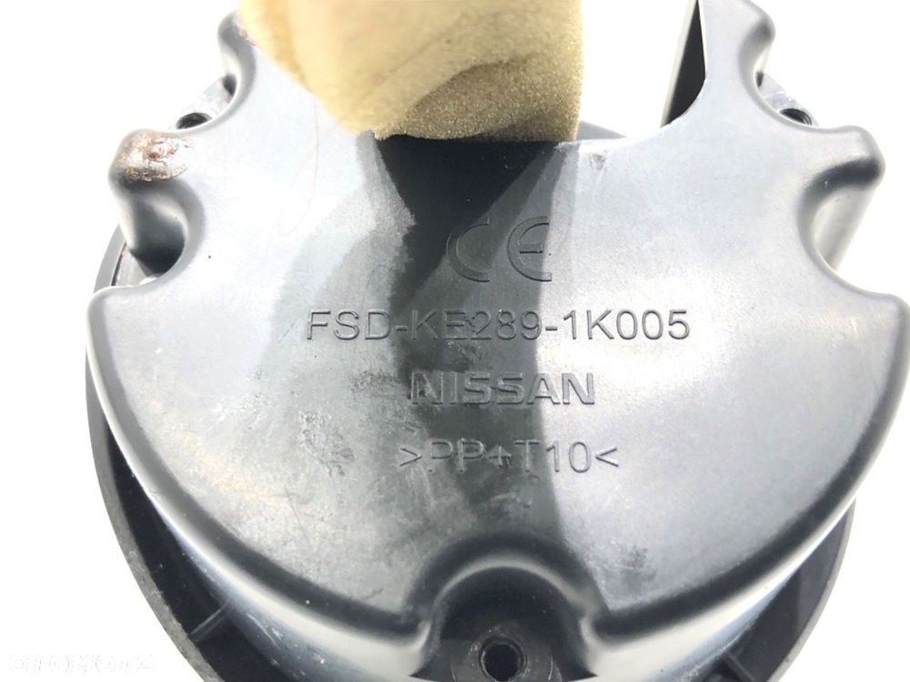 GNIAZDO USB  NISSAN JUKE (F15) 2010 - 2022 1.6 86 kW [117 KM] benzyna 2010 - 2022 KE289-1K005 - 4