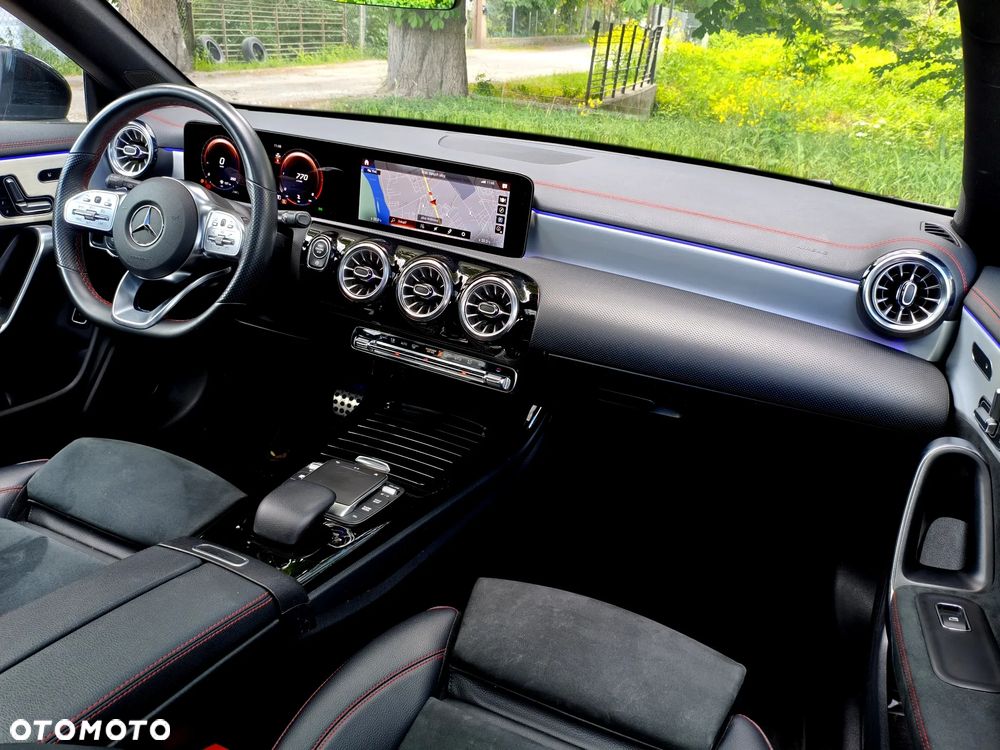 Mercedes-Benz CLA 180 d 8G-DCT AMG Line - 32