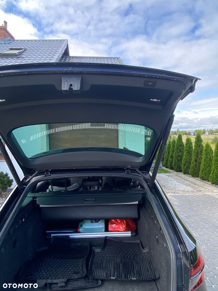 Skoda Superb 2.0 TDI SCR Sportline DSG - 33