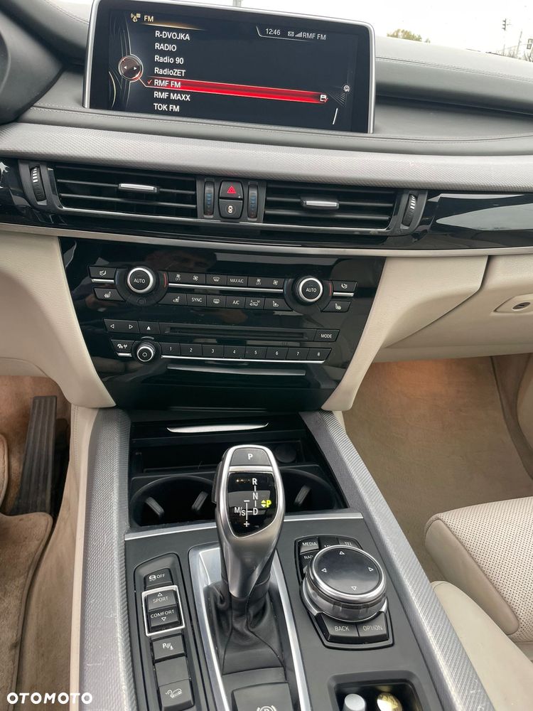 BMW X5 xDrive40d - 15