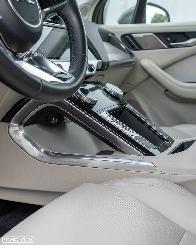 Jaguar I-Pace EV400 AWD R-DYNAMIC HSE - 16