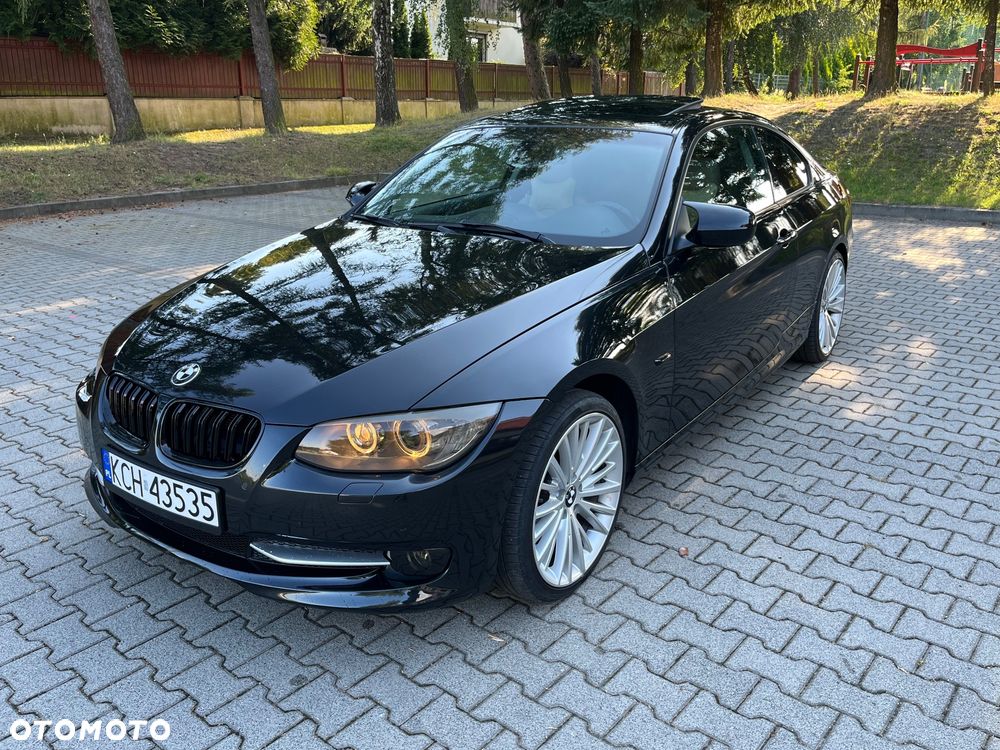 BMW Seria 3 320i - 12