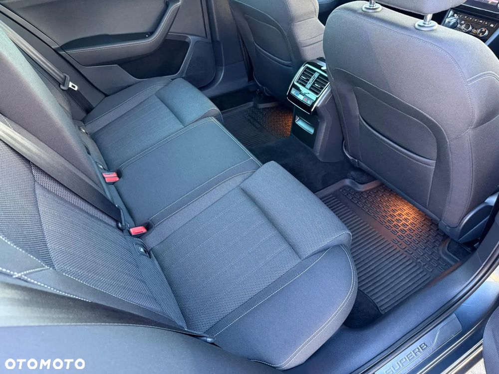 Skoda Superb 2.0 TSI Style DSG - 12