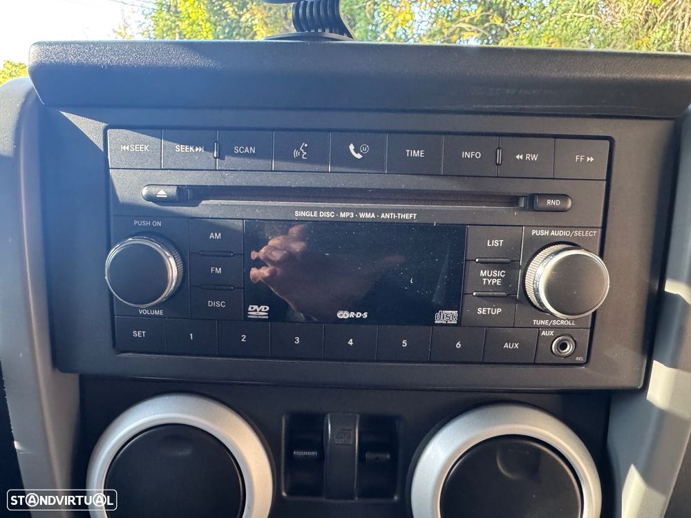 Jeep Wrangler 2.8 CRD ATX Sport - 49