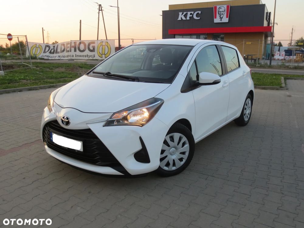 Toyota Yaris - 1