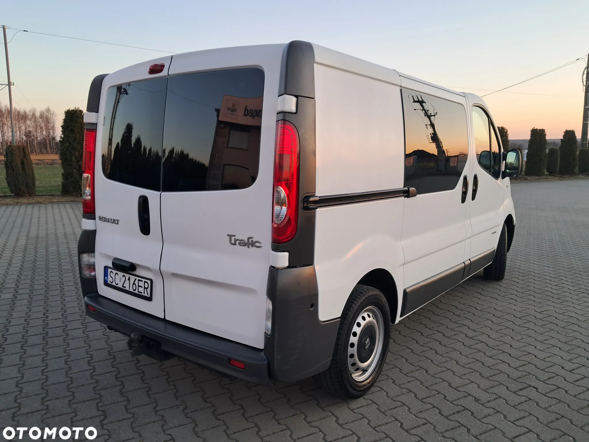 Renault TRAFIC - 19