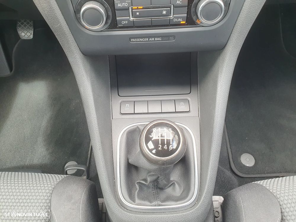 VW Golf 1.2 TSi Confortline BlueMotion - 24