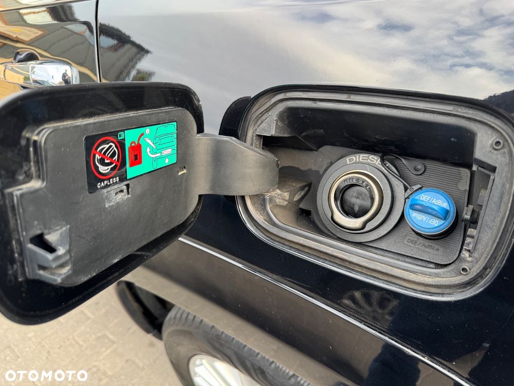 Jeep Grand Cherokee 3.0 CRD Overland Summit - 34