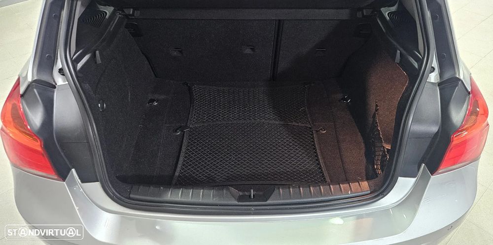 BMW 116 d EfficientDynamics - 9